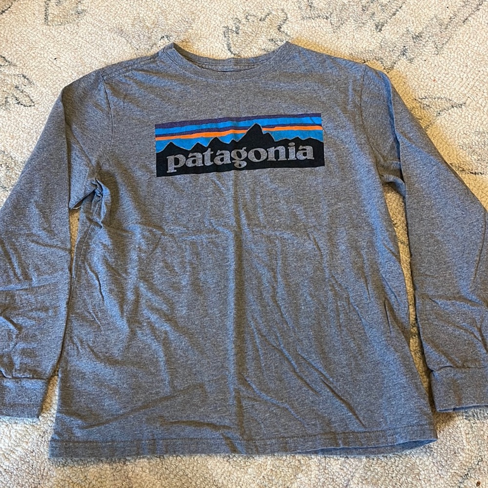 Patagonia Grey Long Sleeve Shirt Sz L